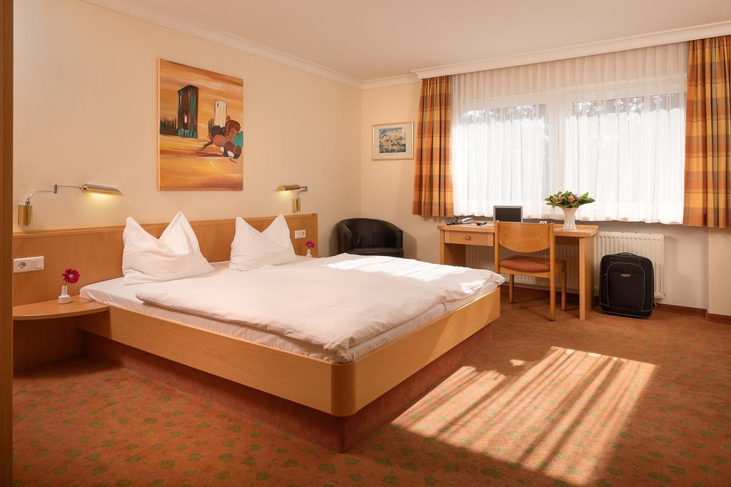 Hotel Heuboden Umkirch Eksteriør bilde